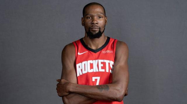 江苏队鏖战青岛队，杜兰特状态火热