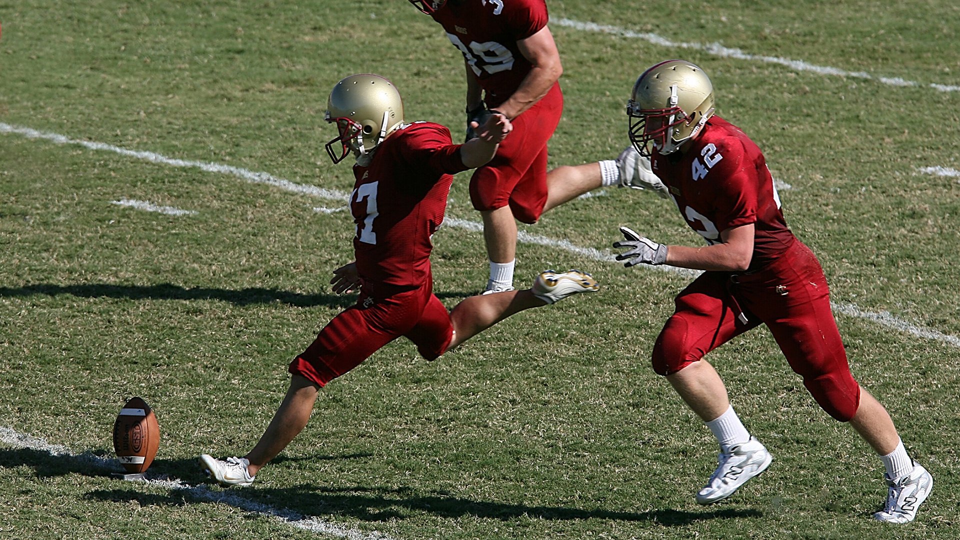门迪铜墙铁壁，智利险胜塞内加尔，一场被门将统治的经典战役