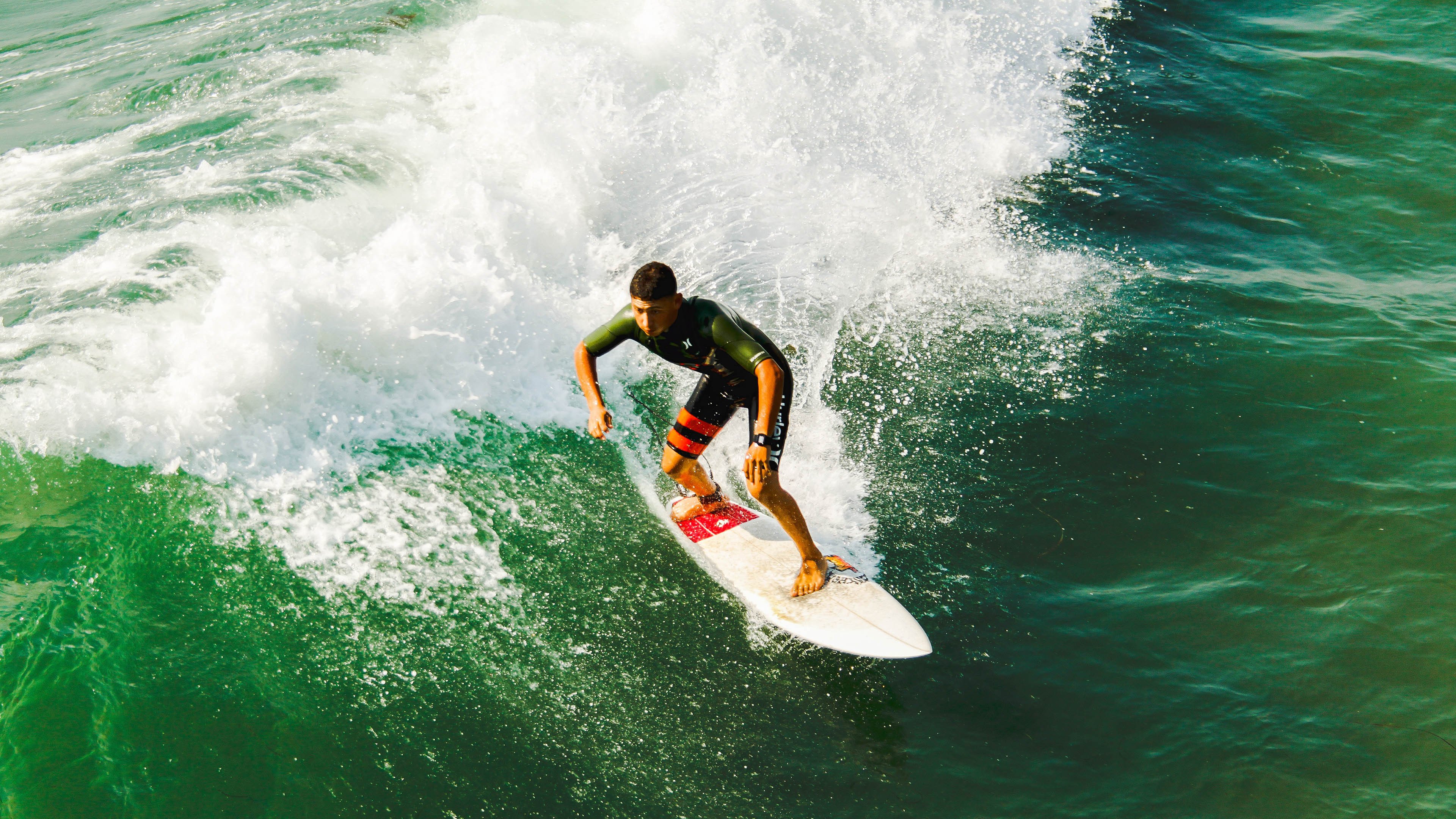 北京队碾压独行侠，库里关键制胜，一场跨越时空的篮球幻想